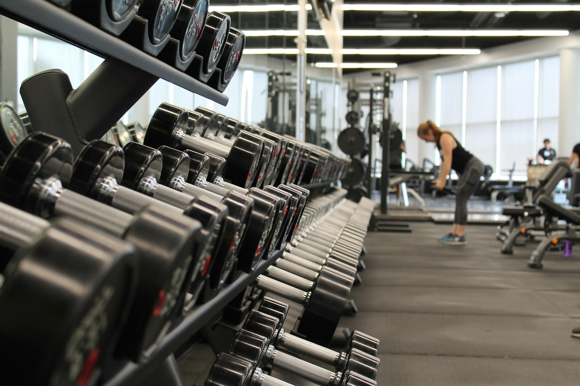 Exile Fitness — heavy iron powerlifting gym