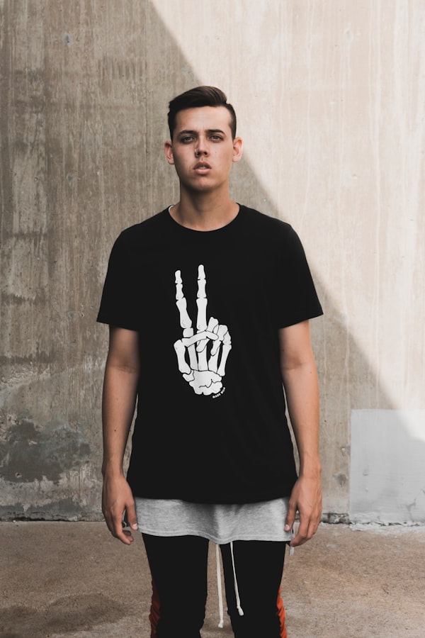 Exile Oversized Tee — heavyweight black oversized t-shirt